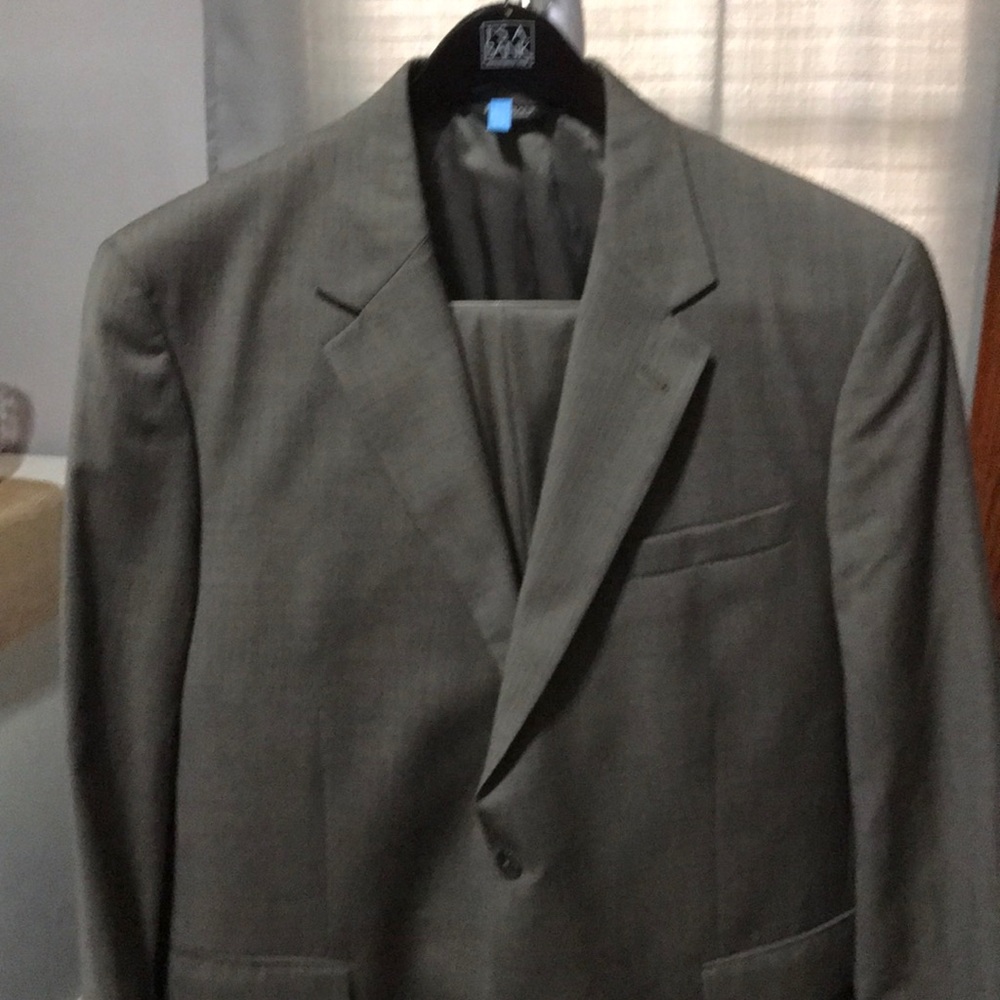Men’s Suit
